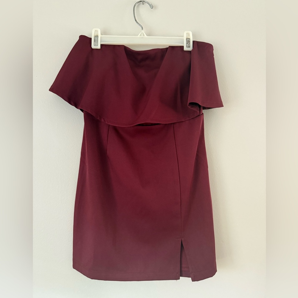 Lulus Elegant Burgundy Off-Shoulder Dress | S